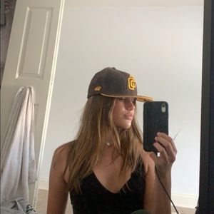 Meet your Posher, Mimi